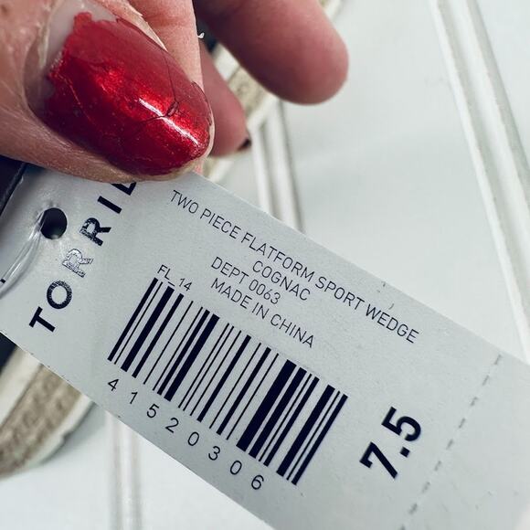 TORRID Womens Two Piece Sandal Size 7.5 WW WIDE Cognac Brown Strappy Ankle Strap - Picture 8 of 8